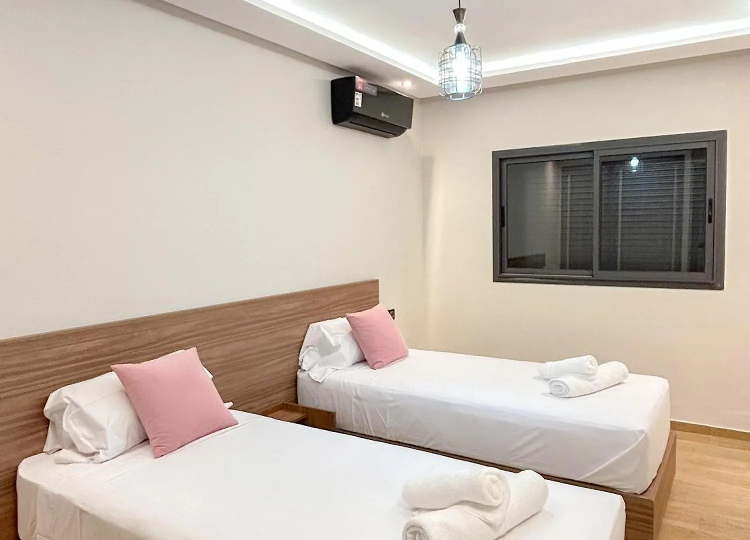Апартаменты Menara Prestige Duplex 4Br With Pool Access Марракеш